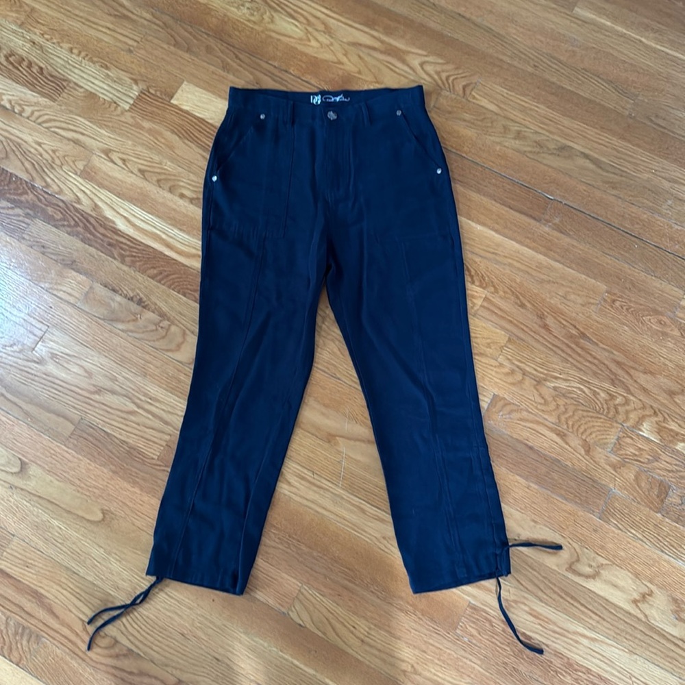 DG2 Donna Gilman Super Soft Capri Pants Lightweight 10T